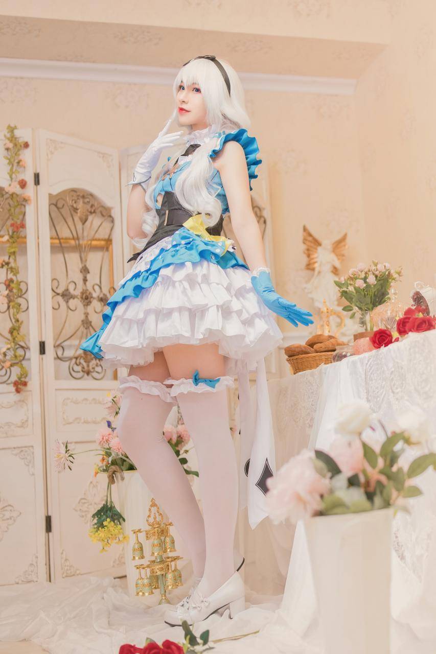 崩坏3 德丽莎奇境之旅cosplay(图1)