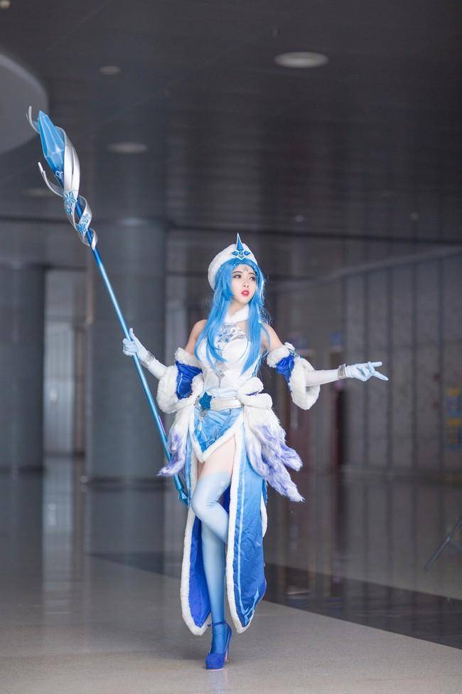 美貌是一种罪孽，暴雪也无法掩埋角色：王昭君Cn：肆月桃 千袖(图4)