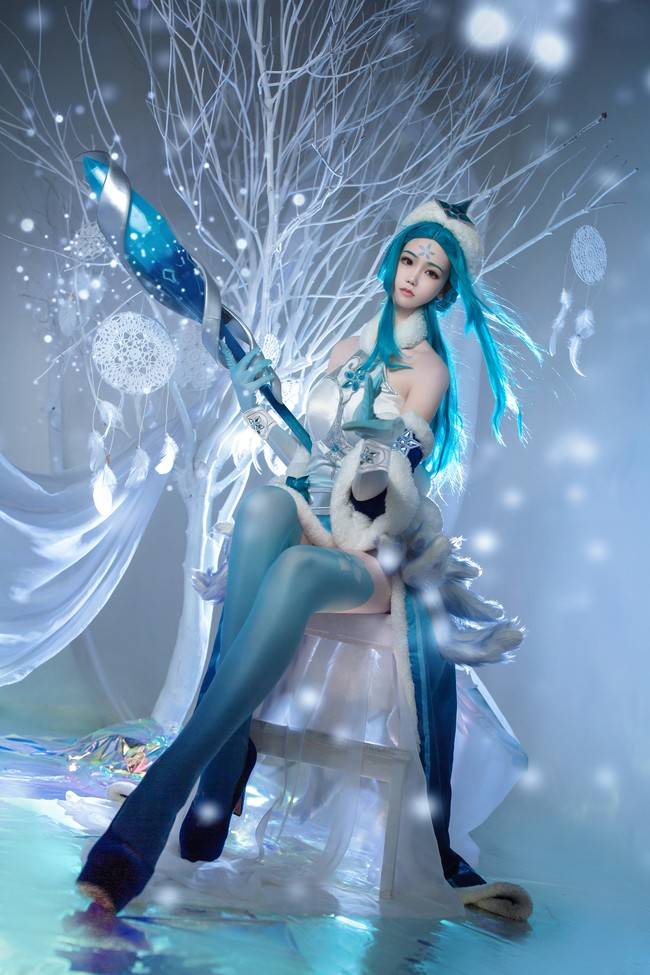 王昭君cosplay 这个腿我服了 Cn：戚顾儿(图1)