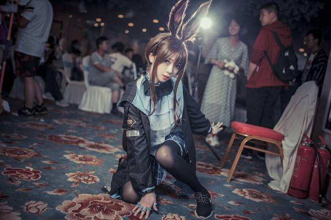 明日方舟 阿米娅cosplay Cn：是瓶子鸭(图6)