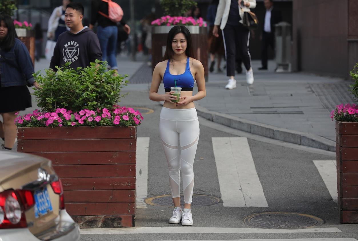 【街拍】骑摩拜的俏丽小姐姐【591P-5.32G】(图21)