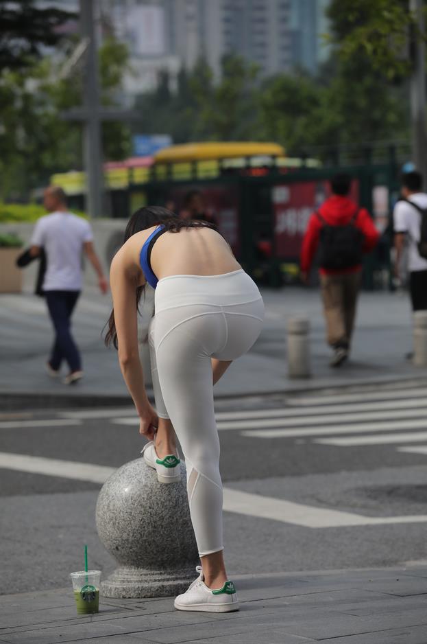 【街拍】骑摩拜的俏丽小姐姐【591P-5.32G】(图10)