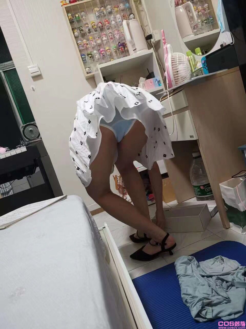 【Cos部落】良家人妻自拍套图第一季【1639部套图-20.4G】(图10)