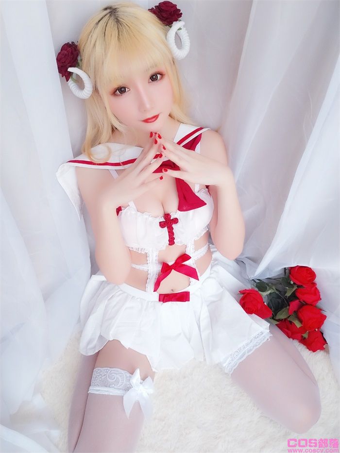 微博红人@星之迟迟 VOL.9 草莓睡衣包【61P/96.1MB】(图1)