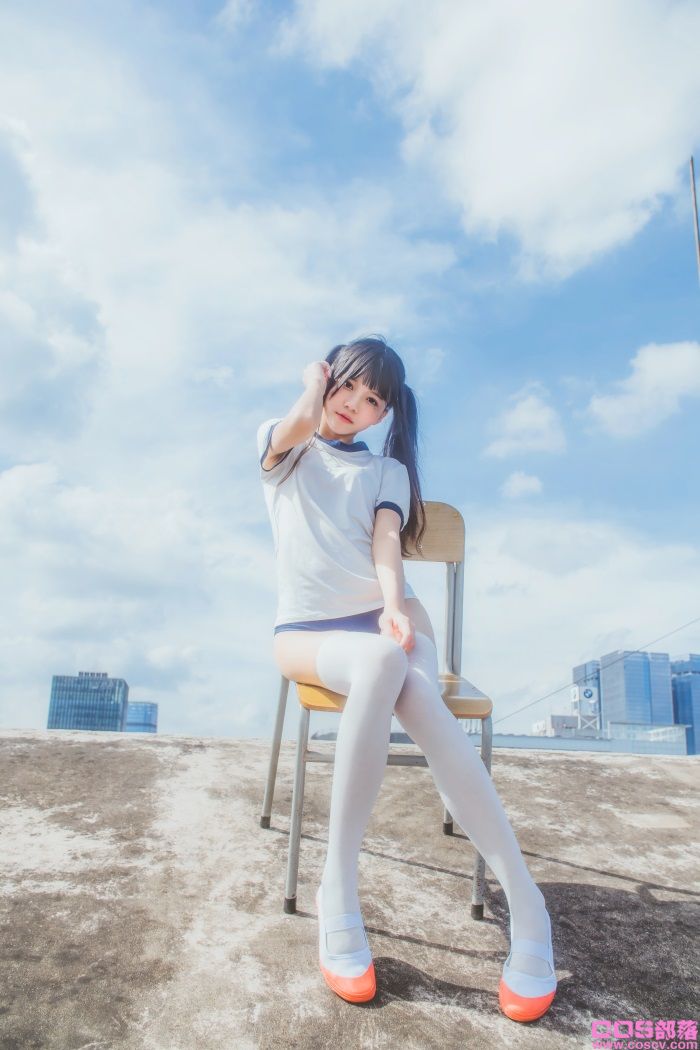 罗利风COS 桜桃喵 – 体操服【24P/232MB】(图1)