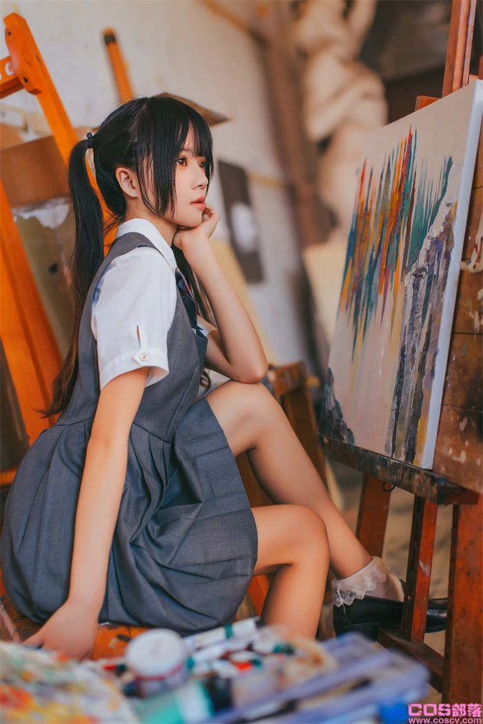 罗利风COS 桜桃喵 - 画室少女【17P/176MB】(图1)