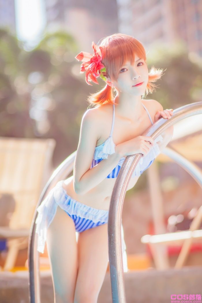 罗利风COS 桜桃喵 - 炮姐泳装戏水【49P/656MB】(图1)