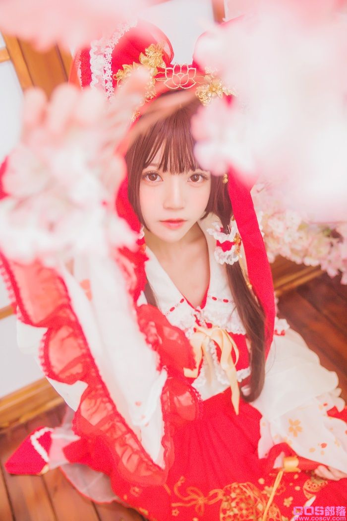 罗利风COS 桜桃喵 - 灵梦／新年快乐【45P/553MB】(图3)
