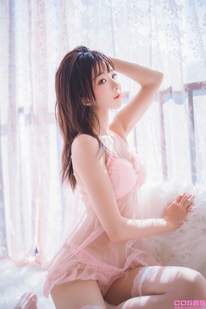 人气Coser@桜桃喵 初恋01【30P/478MB】(图1)