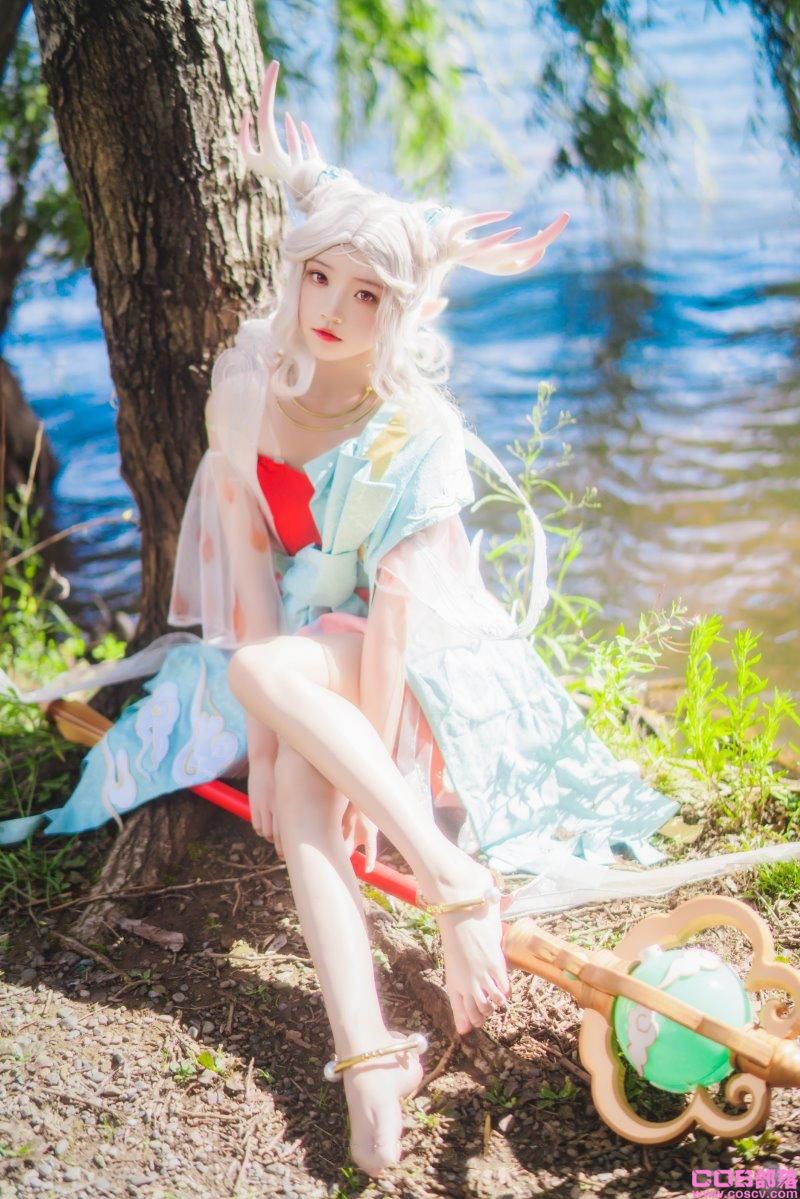 人气Coser@桜桃喵 小鹿【37P/953MB】(图2)
