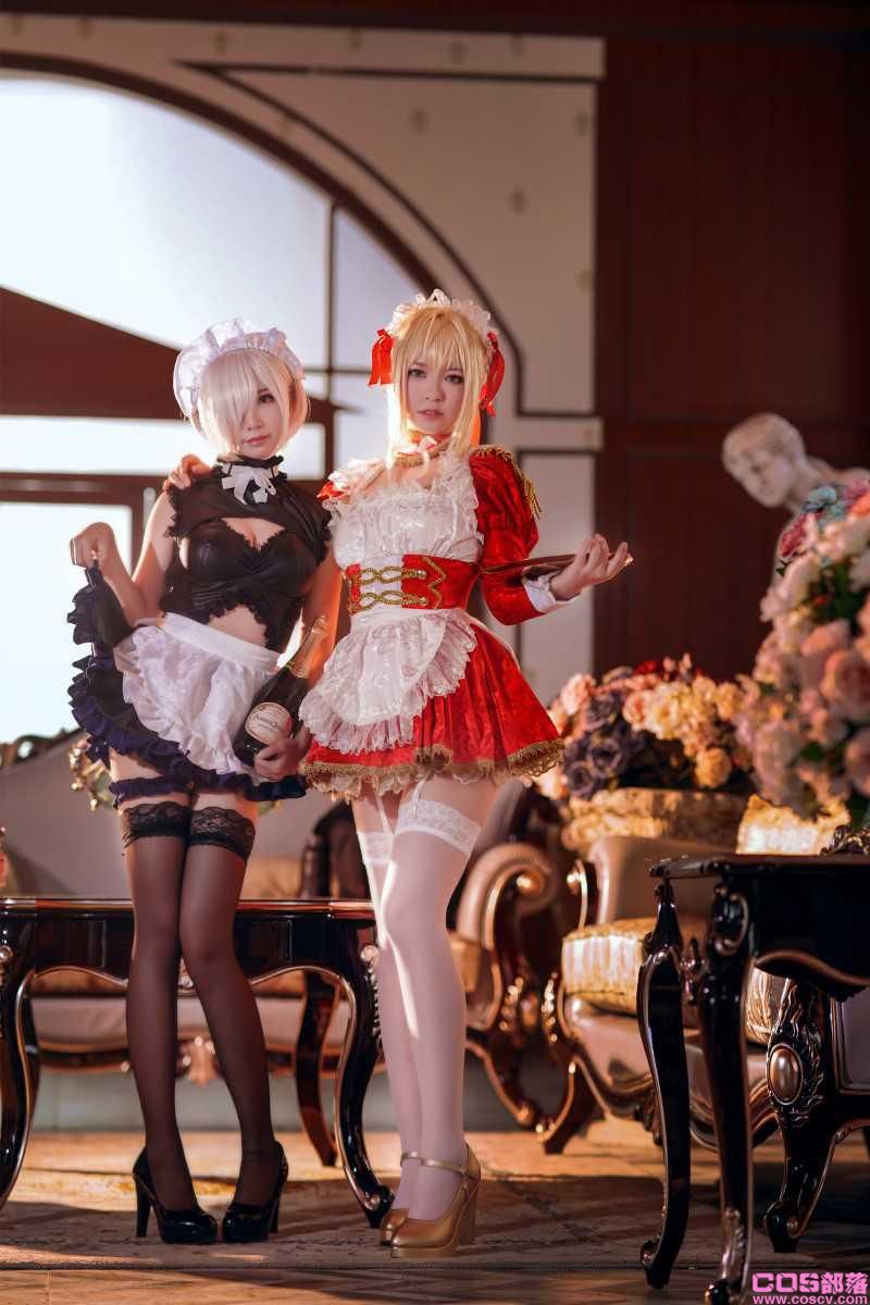 微博人气Coser@半半子X面饼仙儿 Claudius x Kyrielight Maid【22P/224MB】(图2)