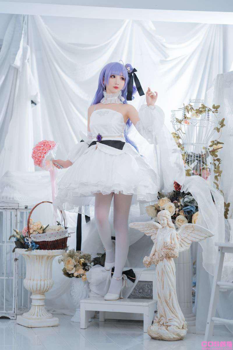 人气动漫Coser@面饼仙儿 独角兽婚纱【14P/129MB】(图2)