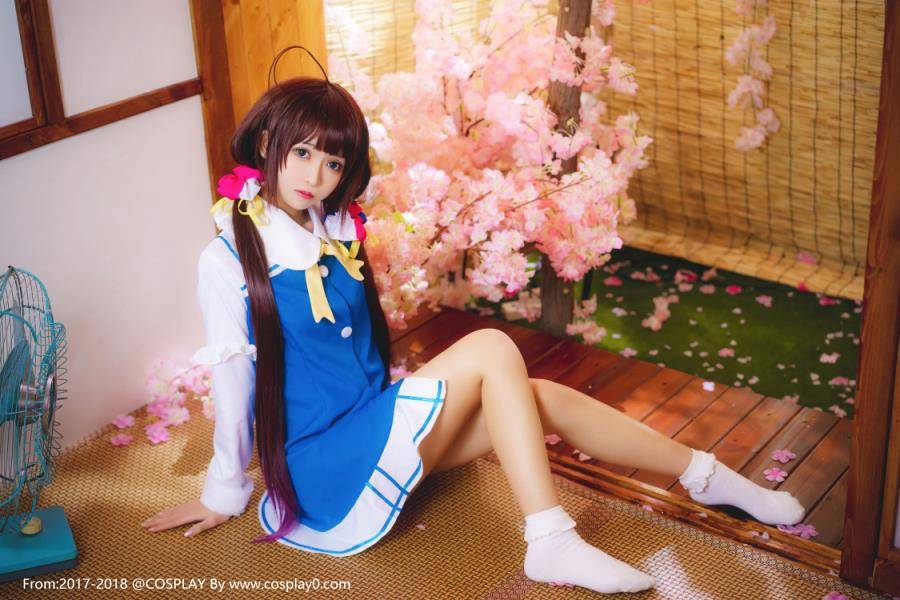 鳗鱼霏儿最新Cos作品雏鹤爱同人制服萝莉写真图片(图2)