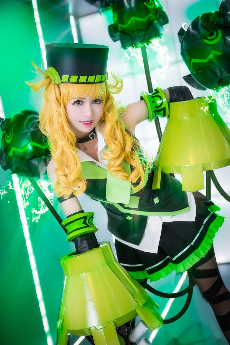 【cosplay】微博每日热门3(图1)