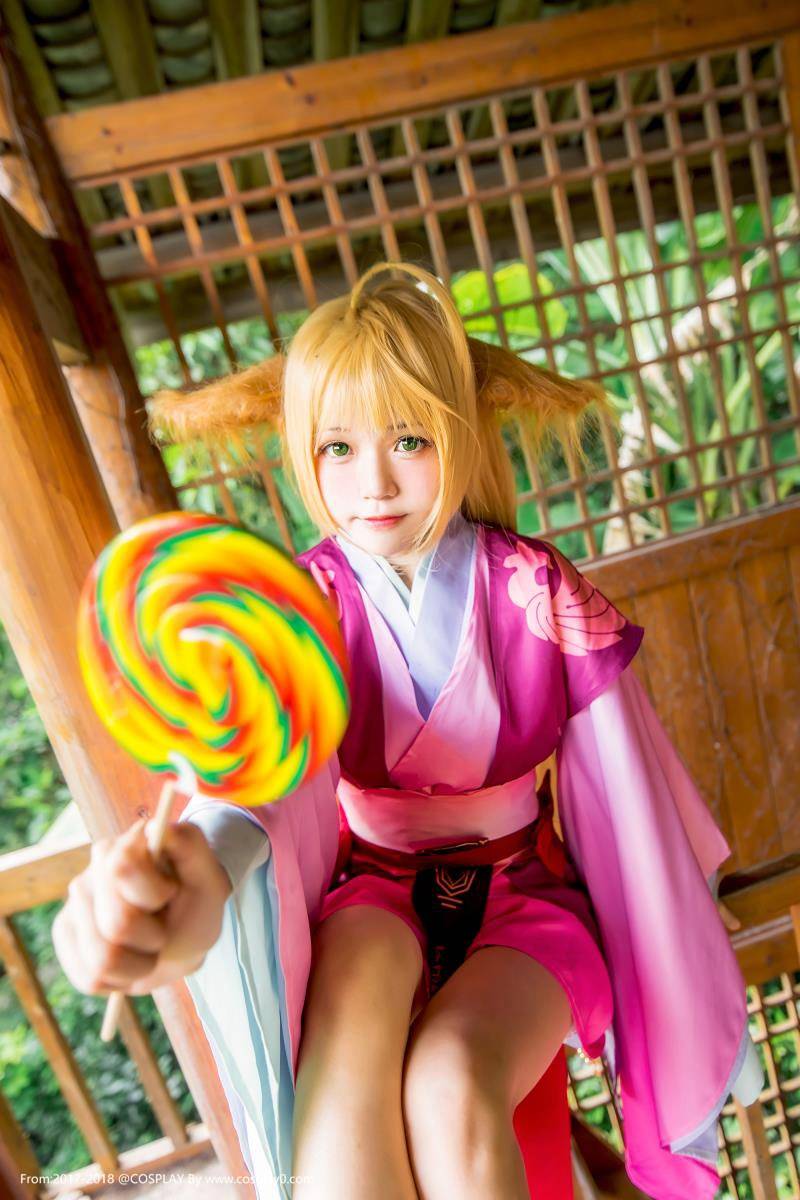 兽耳萝莉桜桃喵扮演狐妖小红娘涂山苏苏Cosplay(图1)
