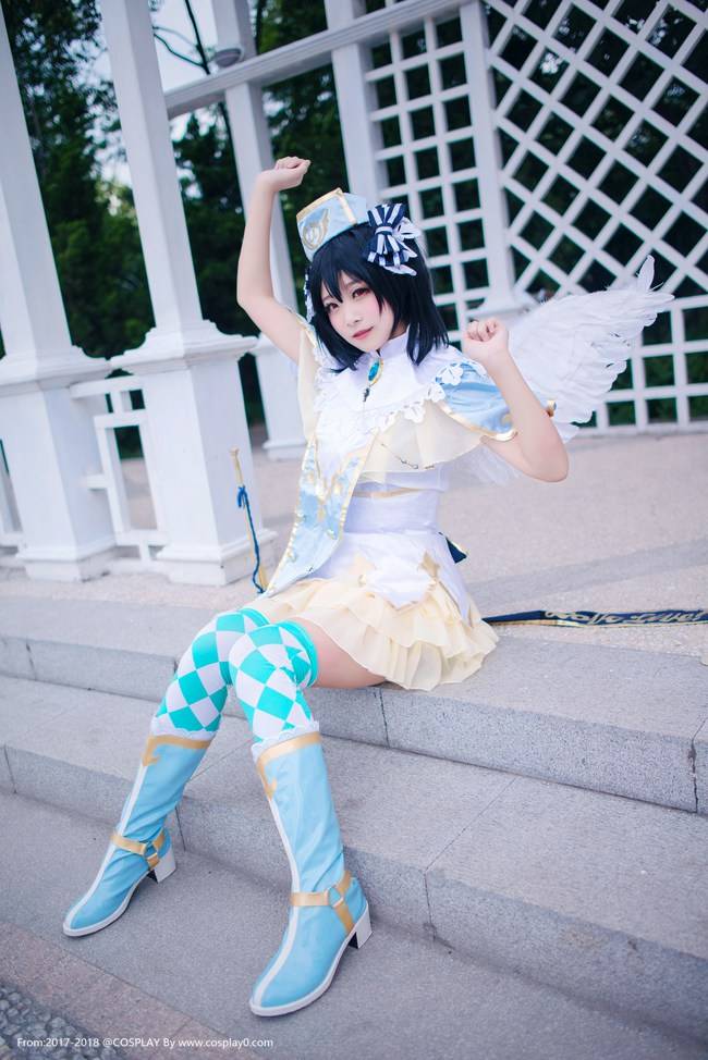 二次元人气偶像矢泽妮可Cosplay(图1)