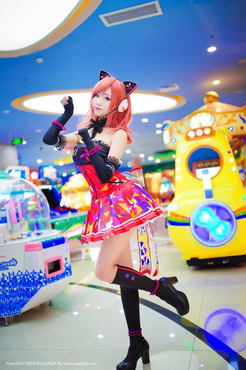 可爱萝莉啾小妍Cosplay西木野真姬电玩觉醒同人本子(图1)