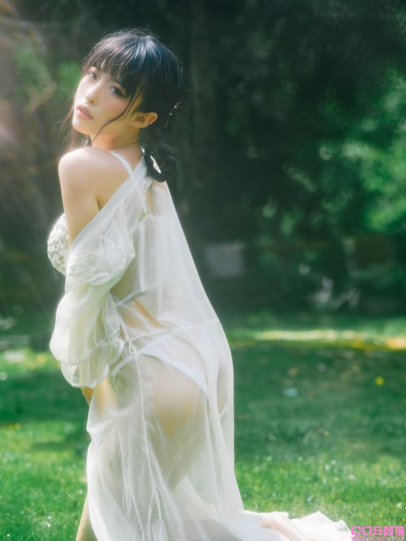 知名动漫博主@清水由乃 湿水洛丽塔【61P/1V/2.26G】(图2)