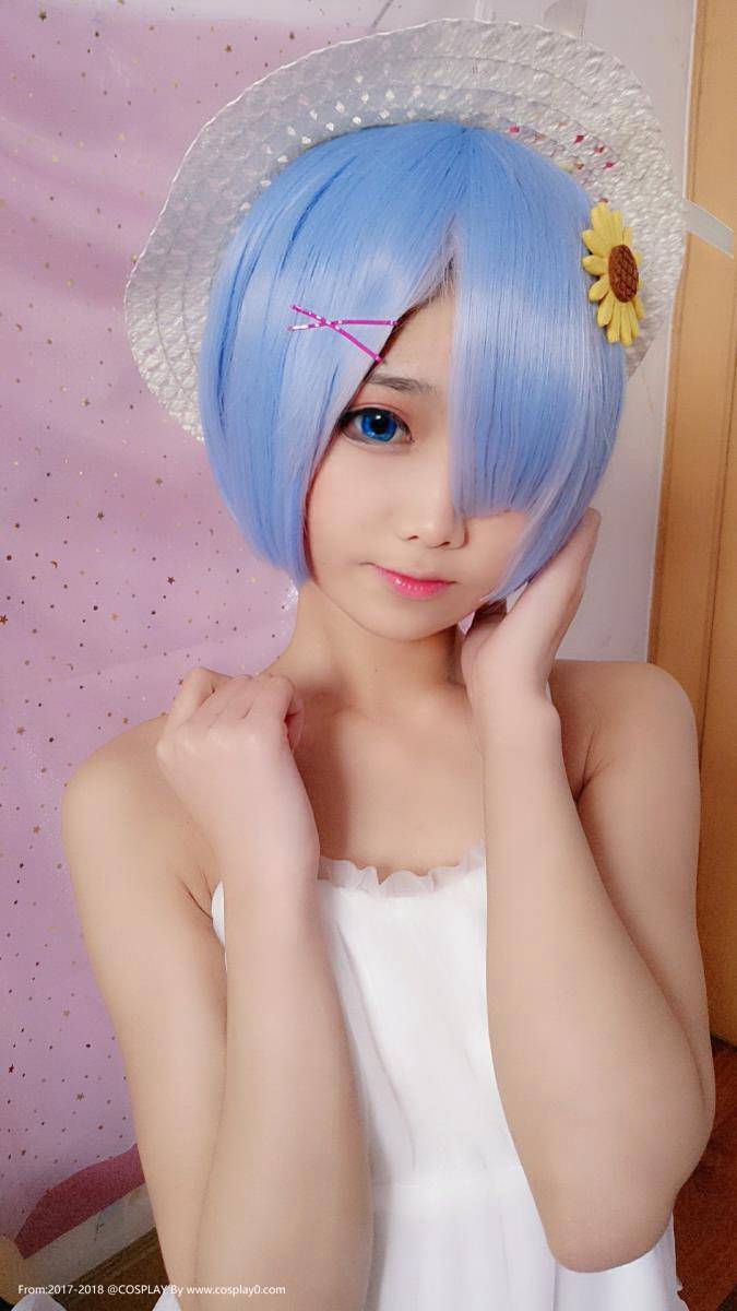 可爱萝莉Coser羽天Shine蕾姆Cosplay自拍(图1)