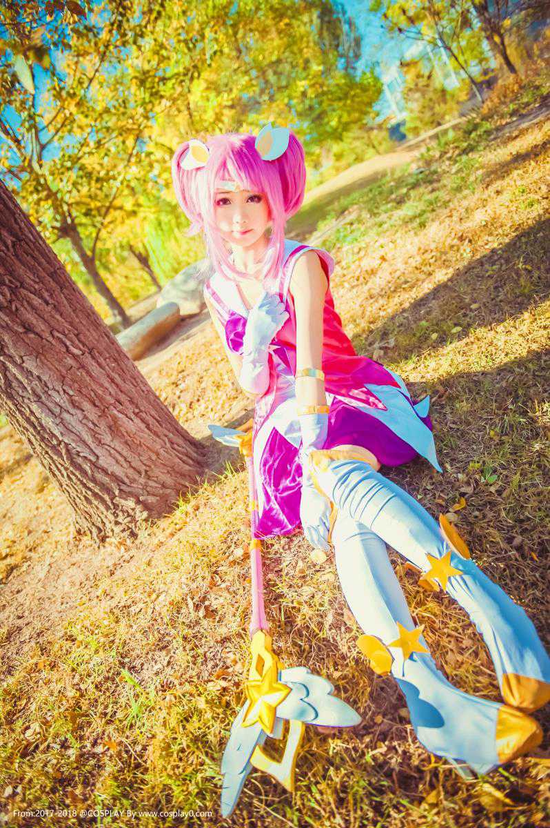 羽天Shine英雄联盟星之守护拉克丝Cosplay(图3)