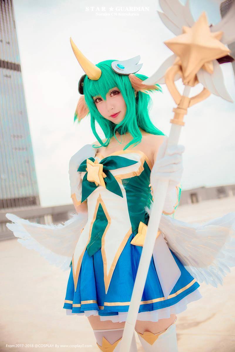 Coser黑川扮演英雄联盟众星之子索拉卡Cosplay(图4)
