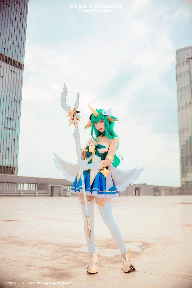 Coser黑川扮演英雄联盟众星之子索拉卡Cosplay(图3)