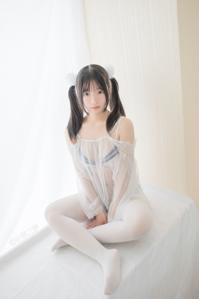 轻兰映画少女写真 Grand.004【64P/312MB】(图2)