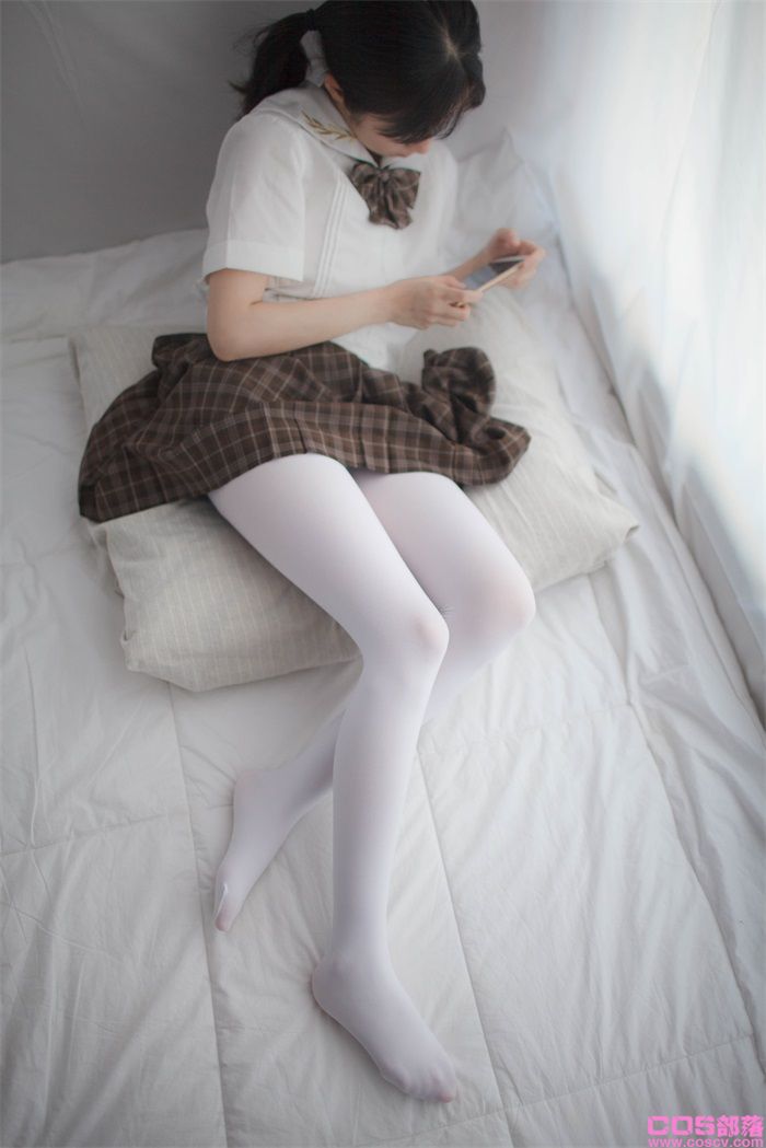 少女秩序-美丝写真 VOL.007 新买的嘿丝【55P/171MB】(图2)