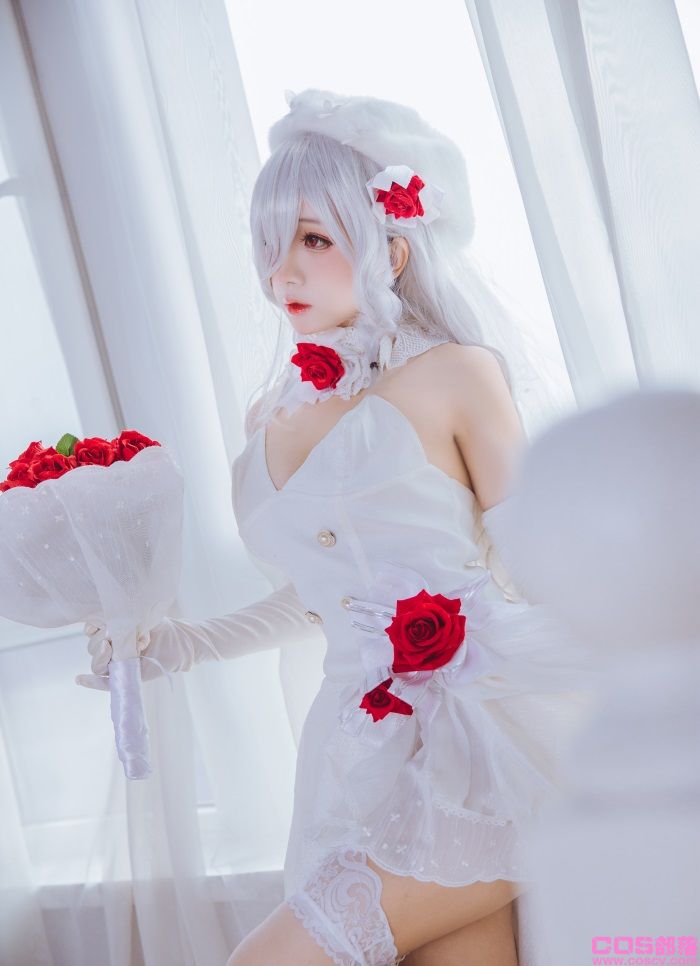微博人气Coser@日奈娇 g36c礼服【40P/375MB】(图3)