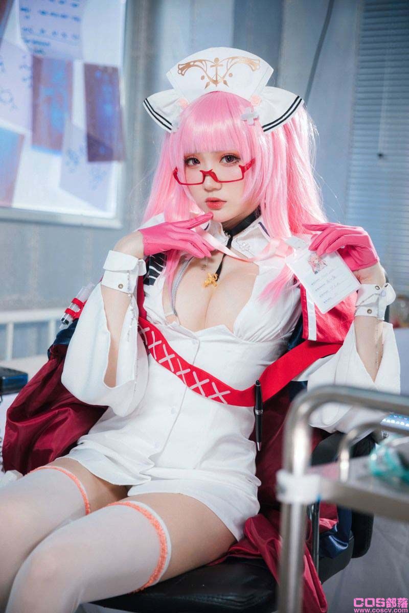 动漫Coser@瓜希酱 英仙座护士【20P/109MB】(图4)
