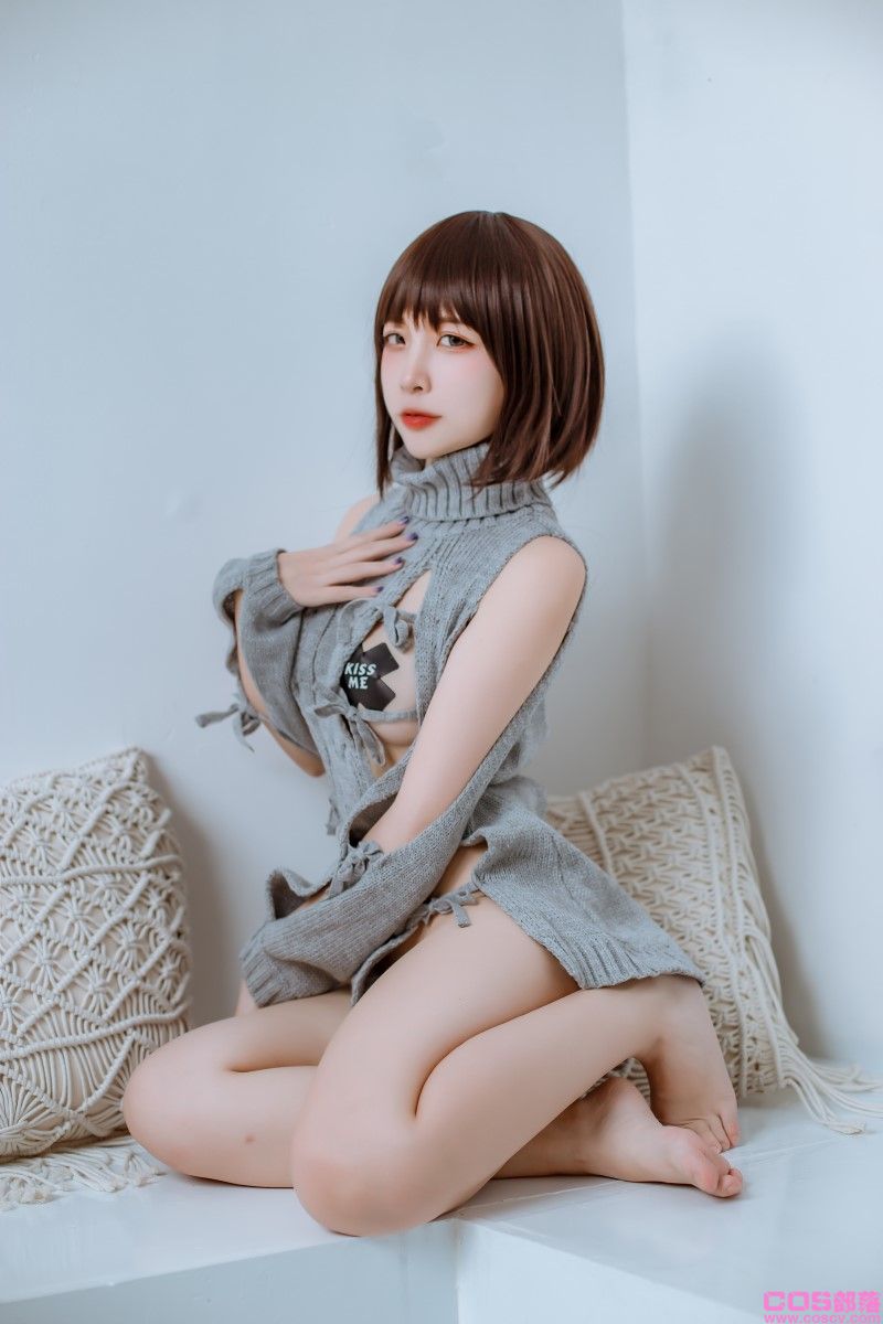人气动漫博主@二佐Nisa 私房洞洞毛衣【68P/2V/398MB】(图3)