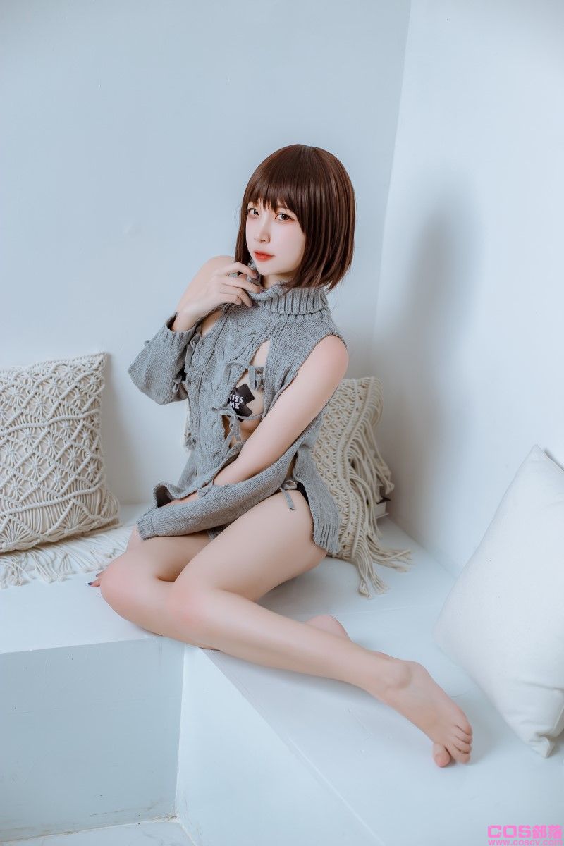 人气动漫博主@二佐Nisa 私房洞洞毛衣【68P/2V/398MB】(图2)