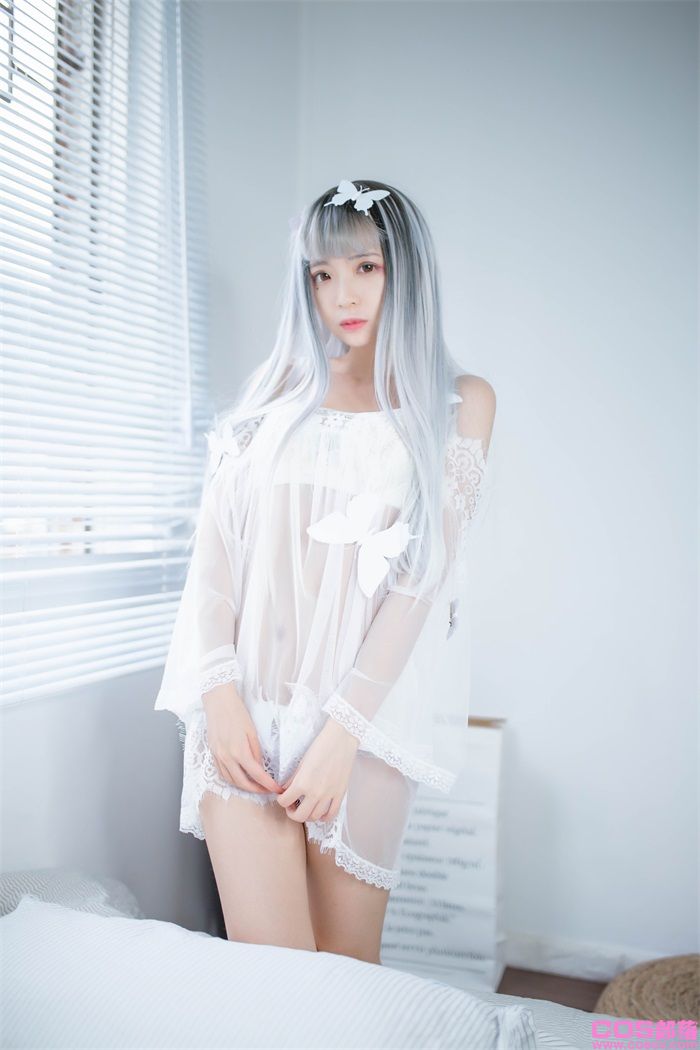 网紅Coser@疯猫ss -透明白沙【33P/125MB】(图4)