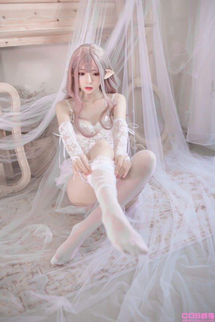 网紅Coser@疯猫ss 纯白精灵【29P/120MB】(图3)