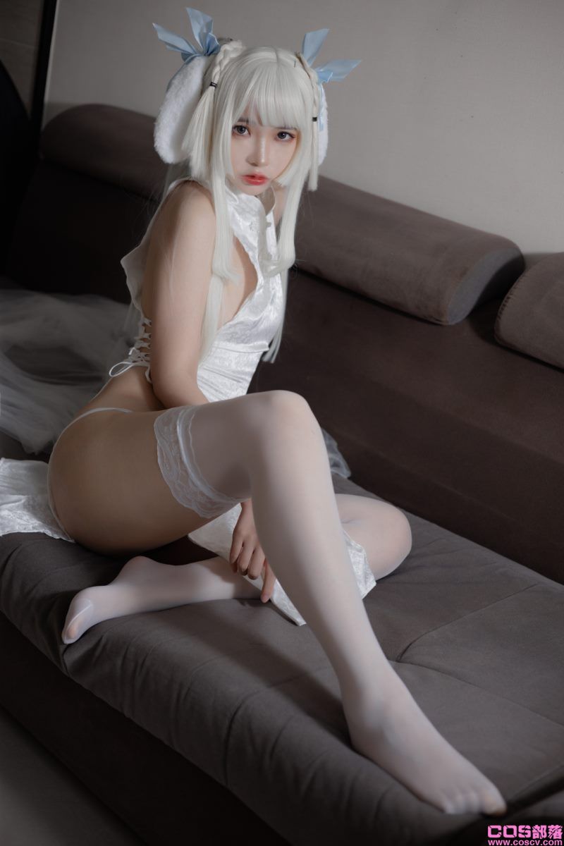 网紅Coser@疯猫ss 白旗袍【40P/721MB】(图3)