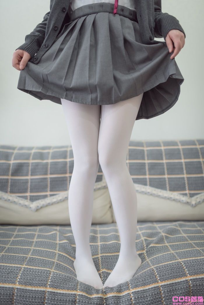 网紅Coser@雪琪 - JK白丝【46P/208MB】(图2)