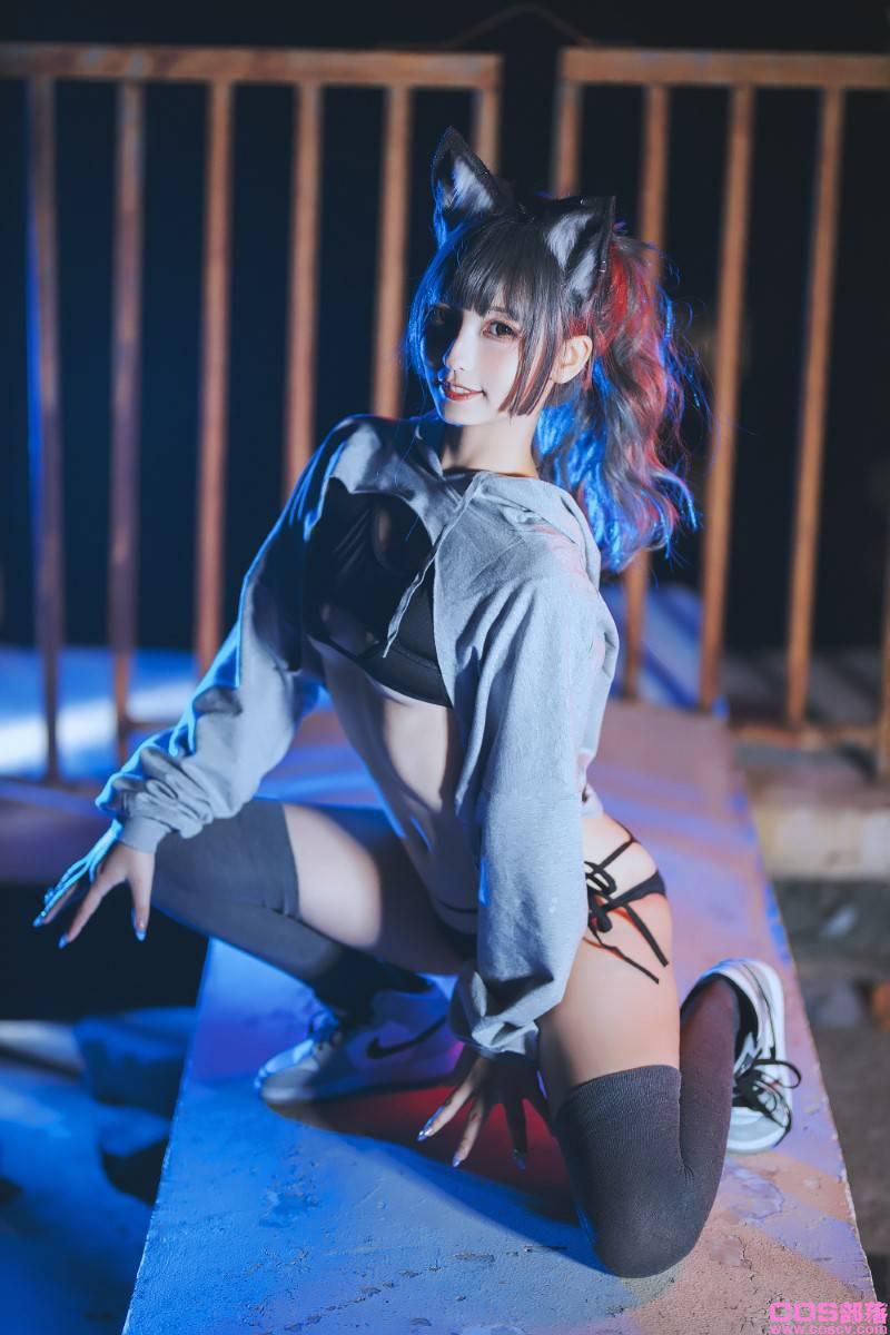 神楽坂真冬写真《危険な耳》狼妹&兔娘【150P/4V/964MB】(图1)