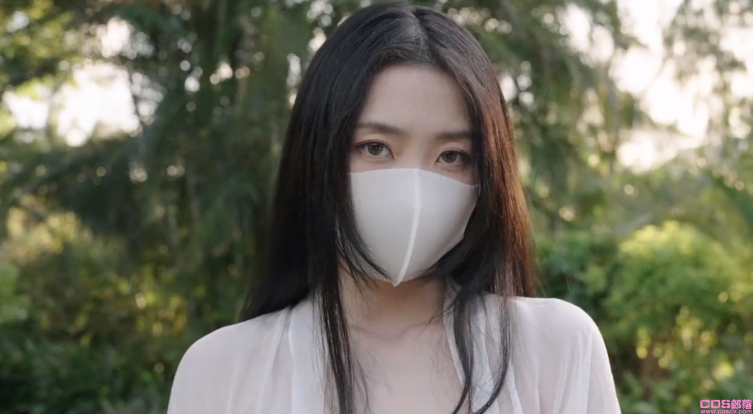 又见“玩偶姐姐”新作 晨钟暮鼓 第二集 她何时回归正途？(图1)