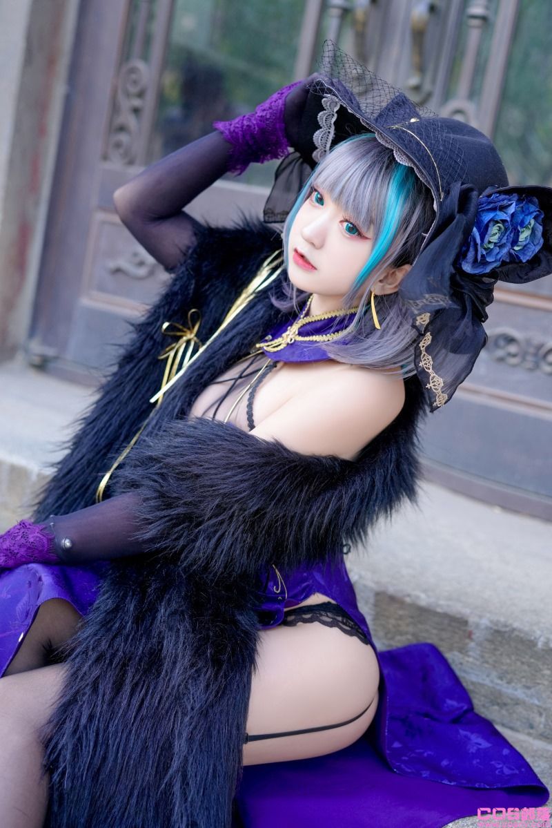 微博人气Coser@-桃夭葵- 柴郡旗袍【33P/740MB】(图1)