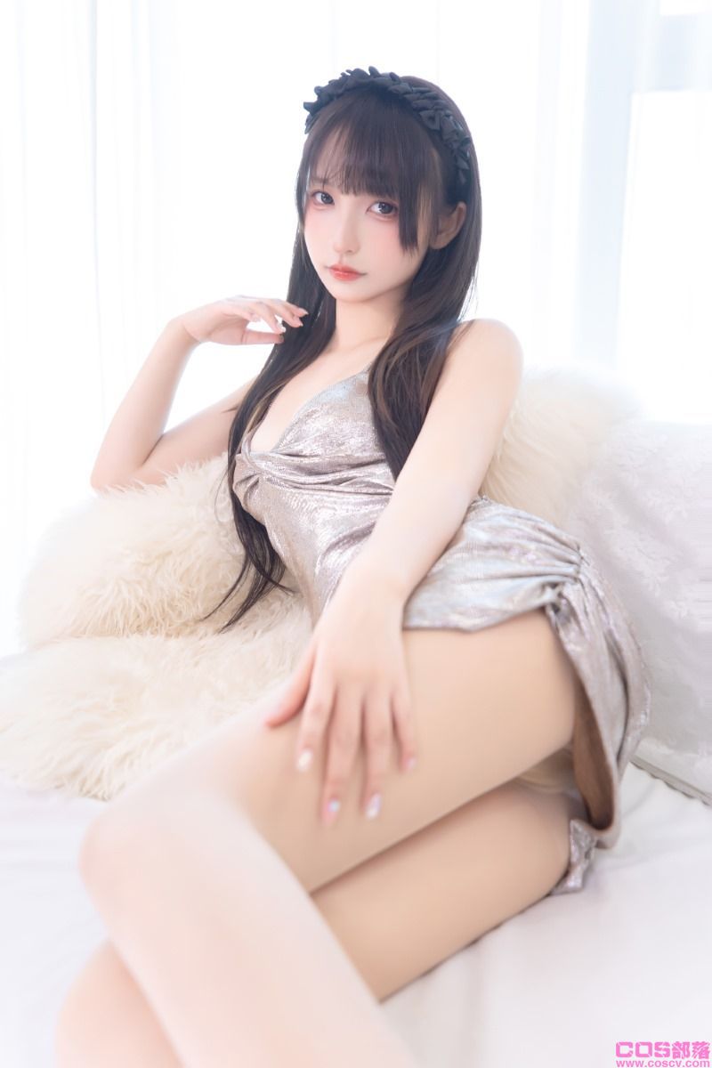 神楽坂真冬写真-《午后红茶》【75P/200MB】(图1)