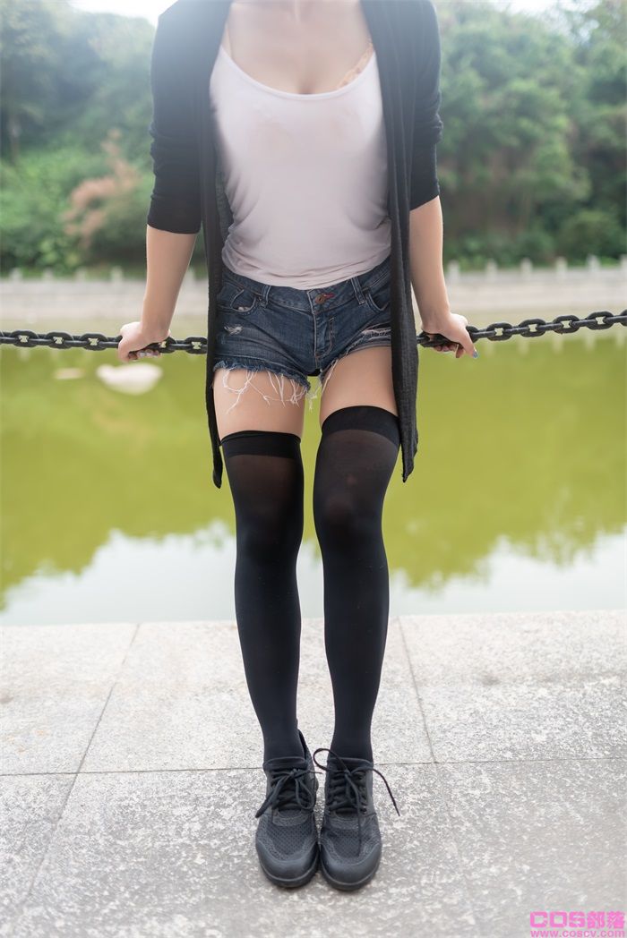 风之领域写真 No.043 湖边的嘿丝美脚【50P/217MB】(图2)