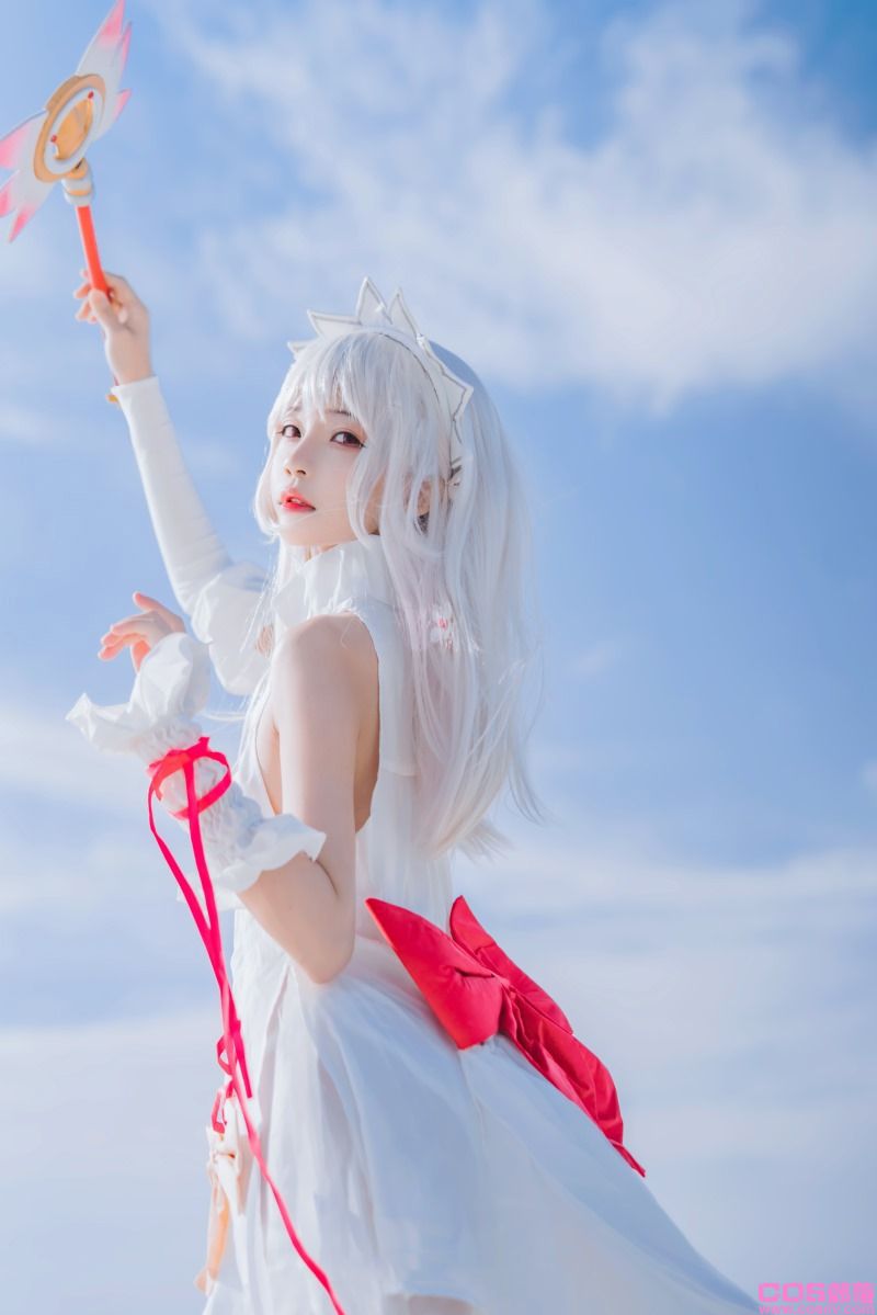 人气Coser@桜桃喵 伊莉雅【27P/297MB】(图4)