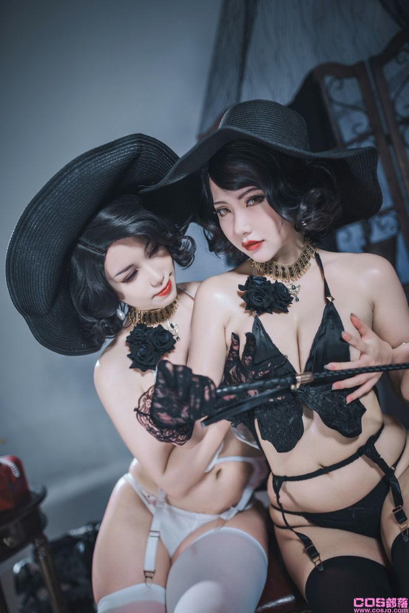 动漫博主@一北亦北 八尺夫人双人 [50P/128MB](图3)