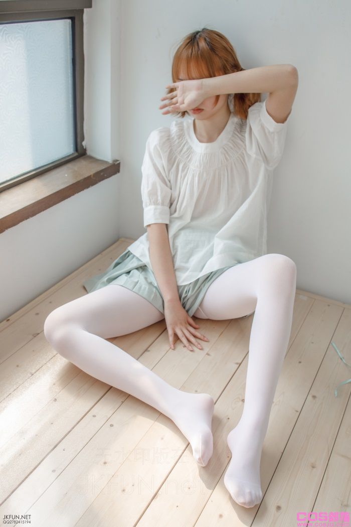 森萝财团写真 - JKFUN-009 50D白丝按摩仪 [105P/1V/3.05GB](图1)