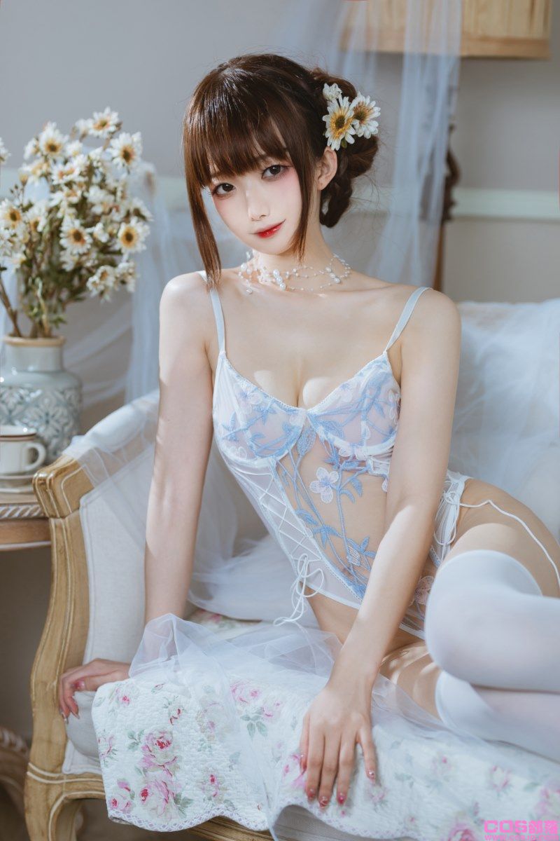 动漫博主@封疆疆v 纯欲连体衣 [40P/471MB](图3)