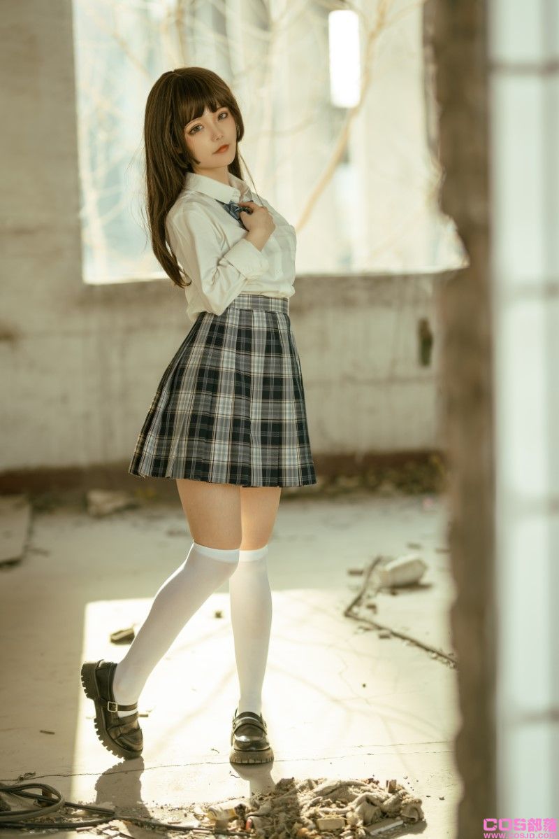 人气Coser@桃良阿宅 桃良JK [20P/140MB](图4)