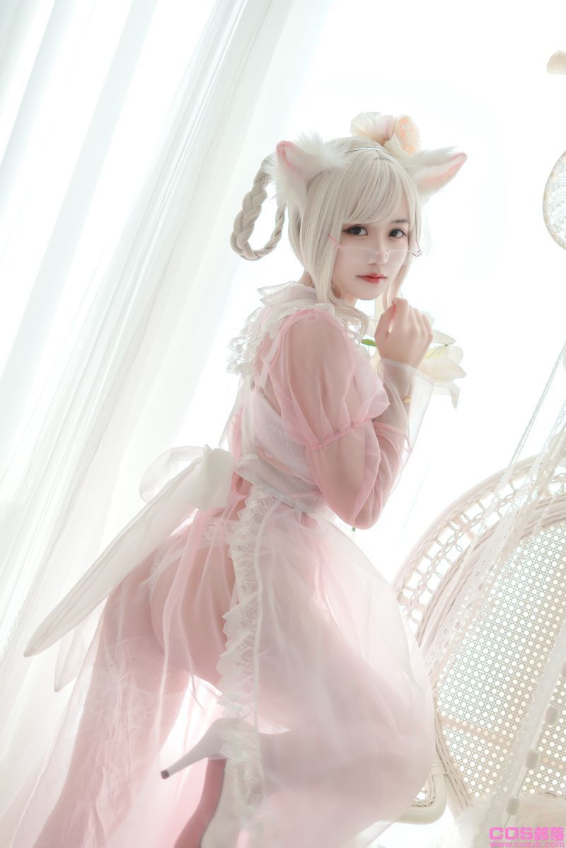 人气Coser@小仓千代 透明女仆粉色 [24P/268MB](图3)