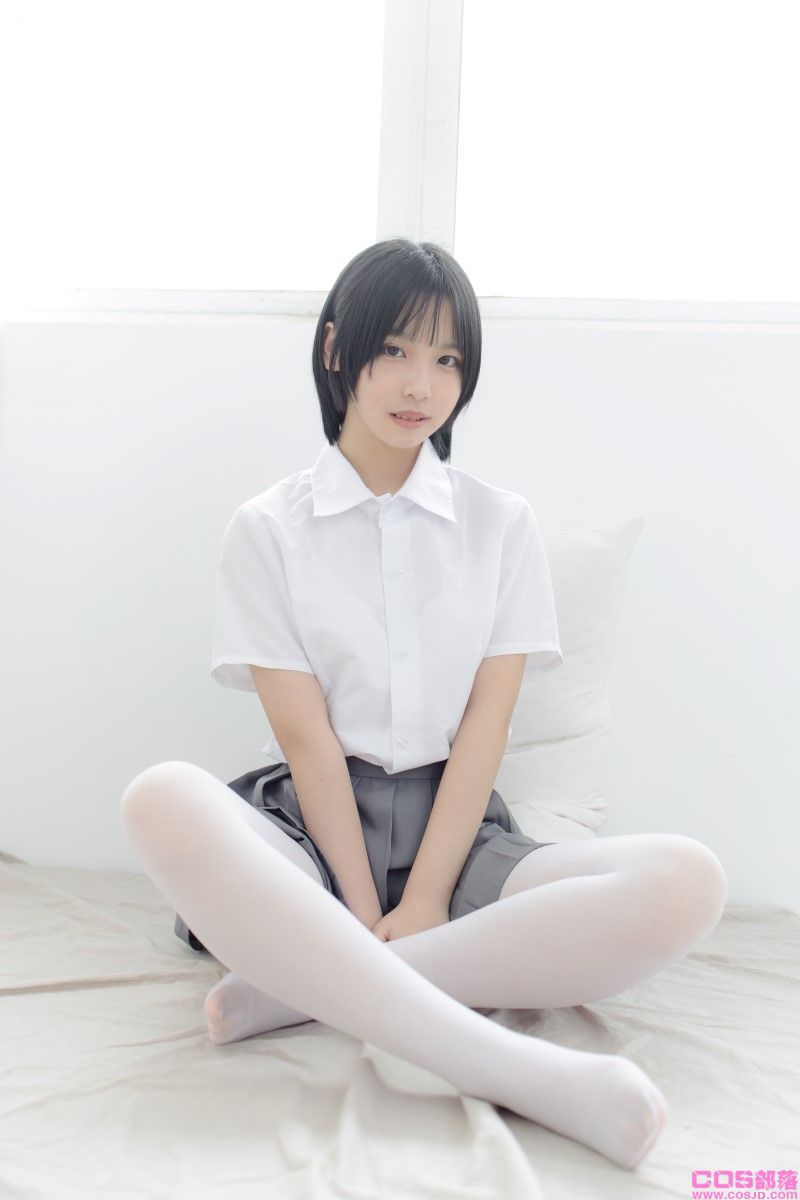 森萝财团写真 JKFUN-GG-03 希晨《JK制服》[96P/1V/2.54G](图1)