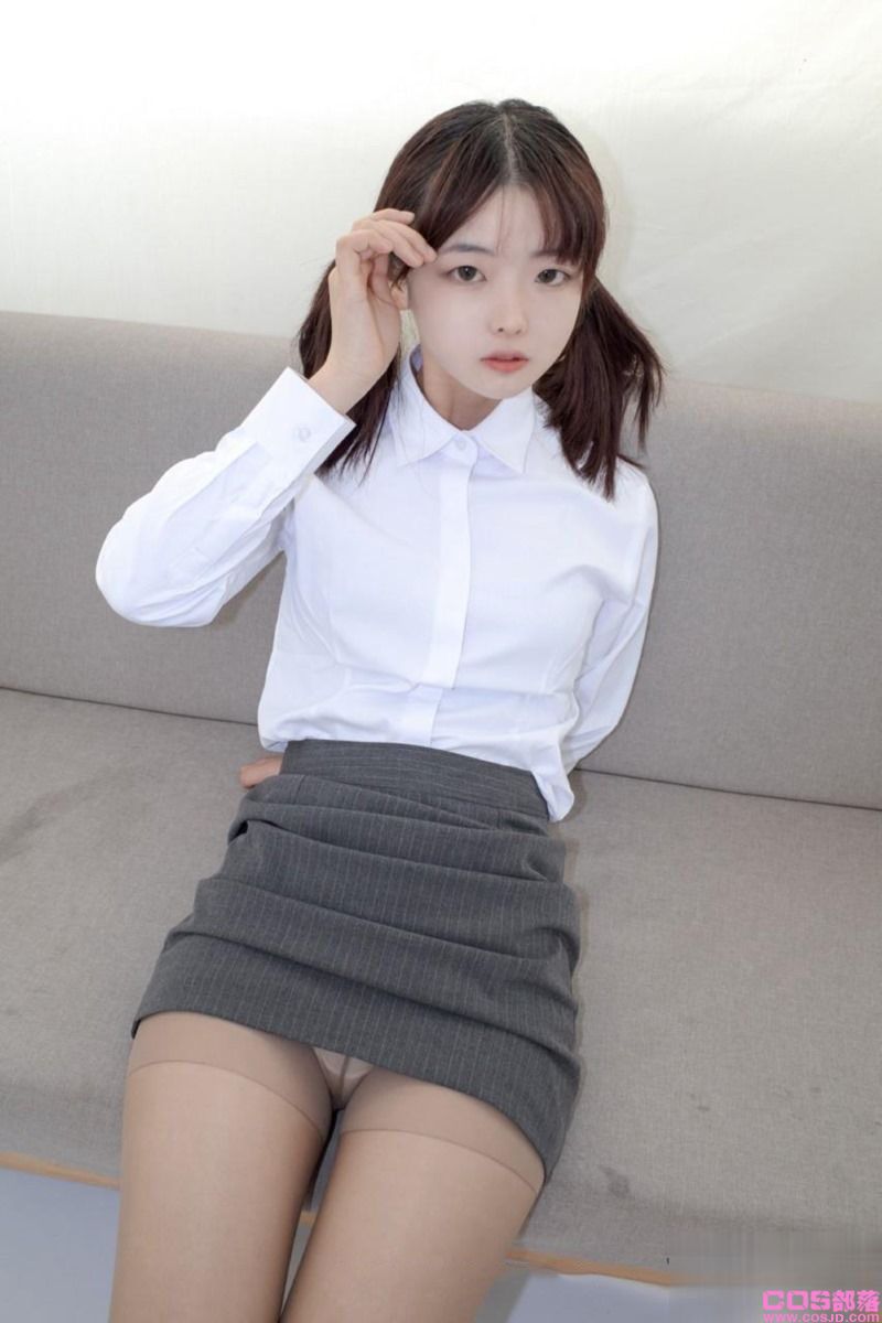 森萝财团写真 内部 008 [129P/1V/840MB](图1)