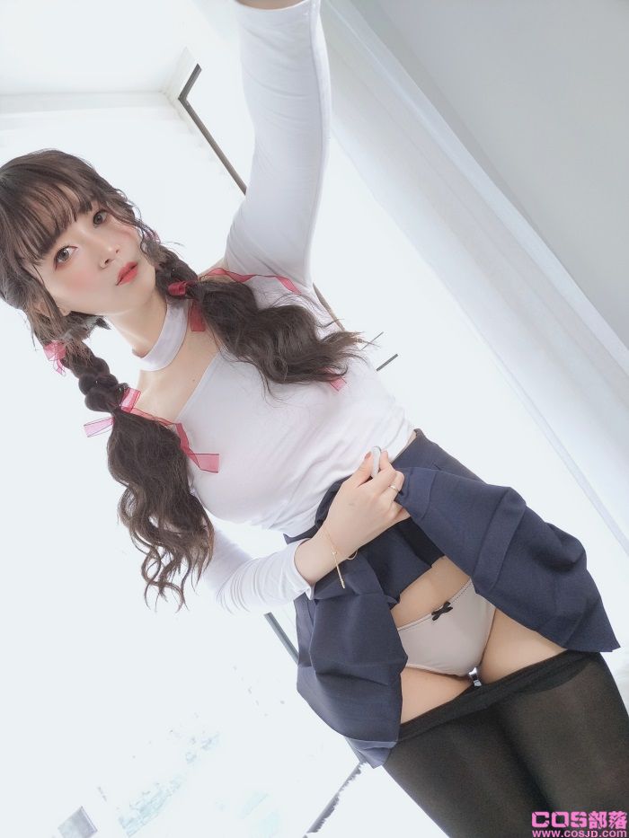 人气动漫Coser@白银81_年费专享合辑 持续更新(图1)
